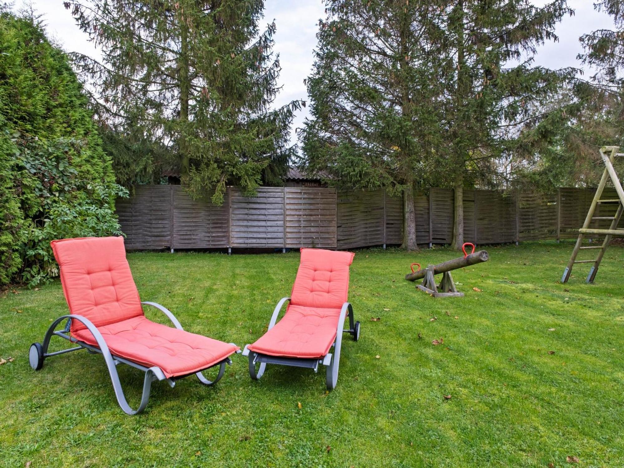 Restful Holiday Home In Kalkhorst Near Beach City Centre Groß Schwansee Exterior foto